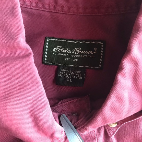 Eddie Bauer Red Short Sleeve Button-Down Shirt - Picture 6 of 13